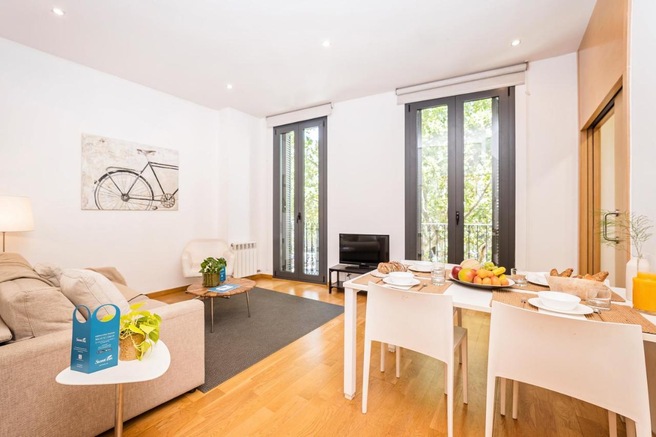 Sweett - Jardinets Apartment Barcelona Room photo